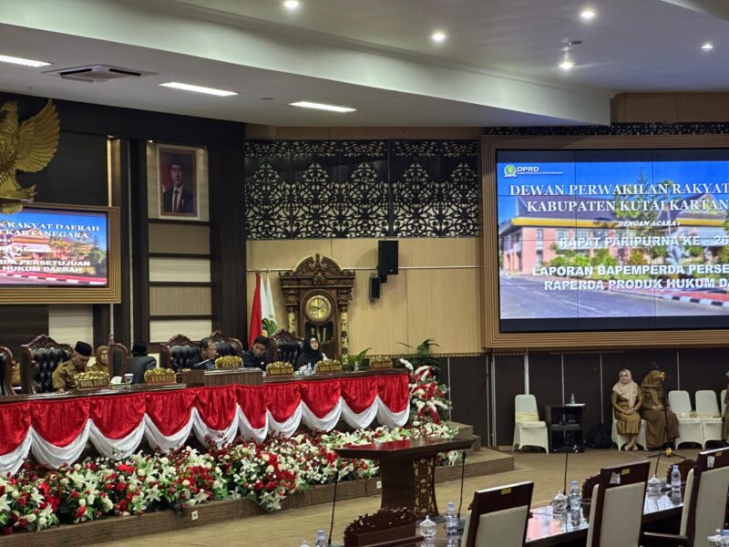 Rapat Paripurna Ke-26 Masa Sidang III DPRD Kukar. (Info Nusa)