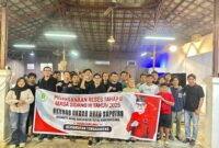 Anggota DPRD Kukar Dapil I Akbar Haka bersama pemuda.