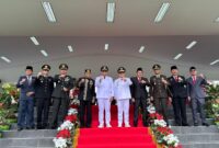 Ketua DPRD Kukar Ahmad Yani saat foto bersama unsur Forkopimda.