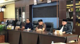 Komisi I DPRD Kukar fasilitasi RDP penyelesaian konflik lahan sawit Desa Jonggon.