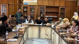Anggota Komisi IV DPRD Kukar Akhmad Akbar Haka Saputra saat RDP. (