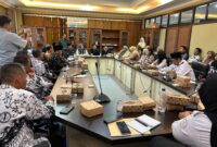 Anggota Komisi IV DPRD Kukar Akhmad Akbar Haka Saputra saat RDP.