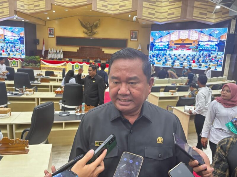 Wakil Ketua DPRD Kaltim, Ekti Imanuel