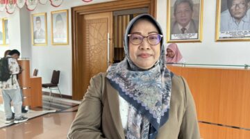 Ket. Foto : Wakil Ketua Komisi IV DPRD Samarinda, Sri Puji Astuti.