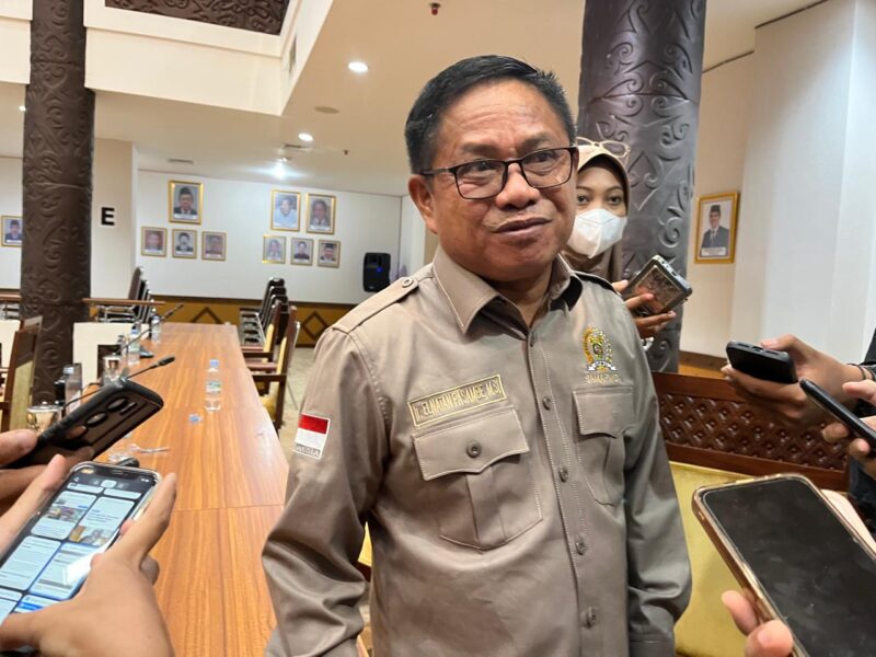 Anggota Komisi III DPRD Samarinda, Elnatan Pasambe. 