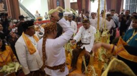 Ket.foto: Prosesi beluluh erau 2026