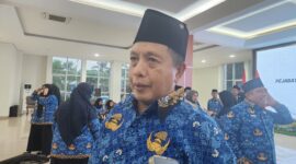 Foto: Plt. Kepala Disperindag Kukar, Buhanuddin.
