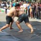 Foto: Eksebisi Gulat Tradisional Benjang pada Pembukaan Oltrad Erau Adat Kutai 2026
