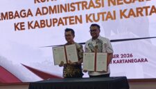 Foto: Perpanjangan MoU LAN RI dengan Bupati Kukar Aulia Rahman Basri.