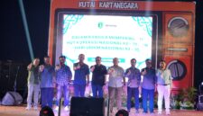 Foto: Bupati Kukar, Aulia Rahman Basri
