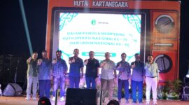 Foto: Bupati Kukar, Aulia Rahman Basri
