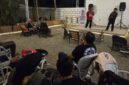 Foto: Pertunjukan rutin yang digelar di Haha Cafe Tenggarong. (Istimewa)