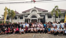 Foto: Foto bersama pada kegiatan Easy Run dan senam bersama Adhyaksa Runners.